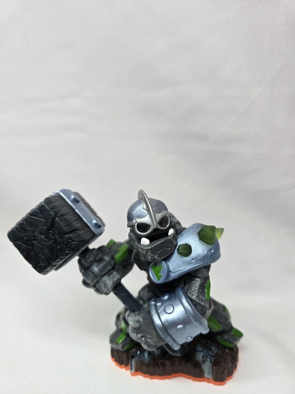 Skylanders Giants Crusher Figure Activision